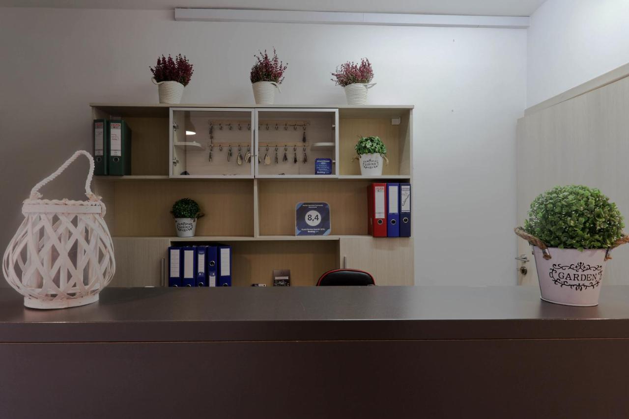 Pawilon Sportowo Turystyczny Kalwarianka Hostel Kalwaria Zebrzydowska Buitenkant foto