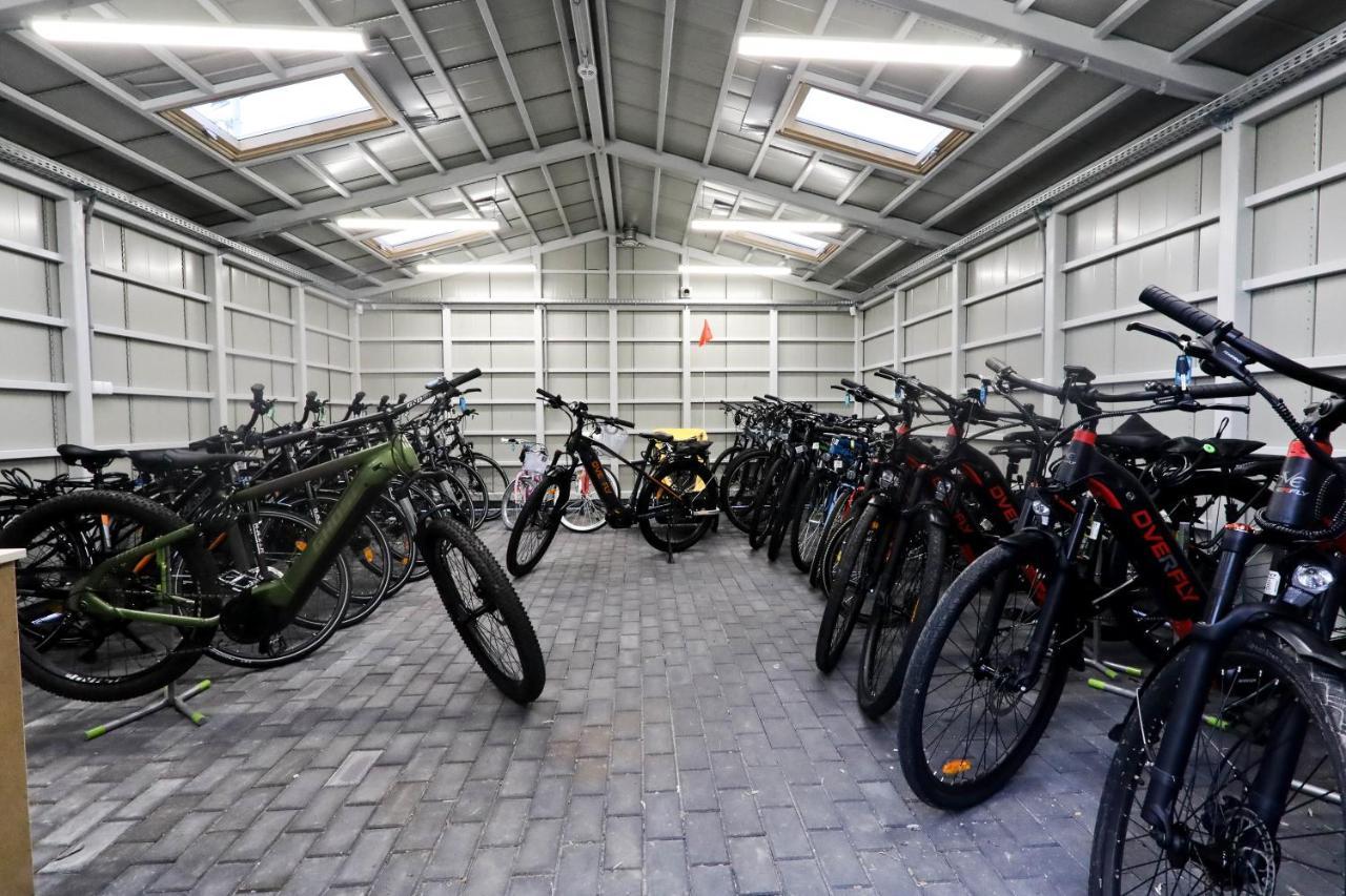 Pawilon Sportowo Turystyczny Kalwarianka Hostel Kalwaria Zebrzydowska Buitenkant foto