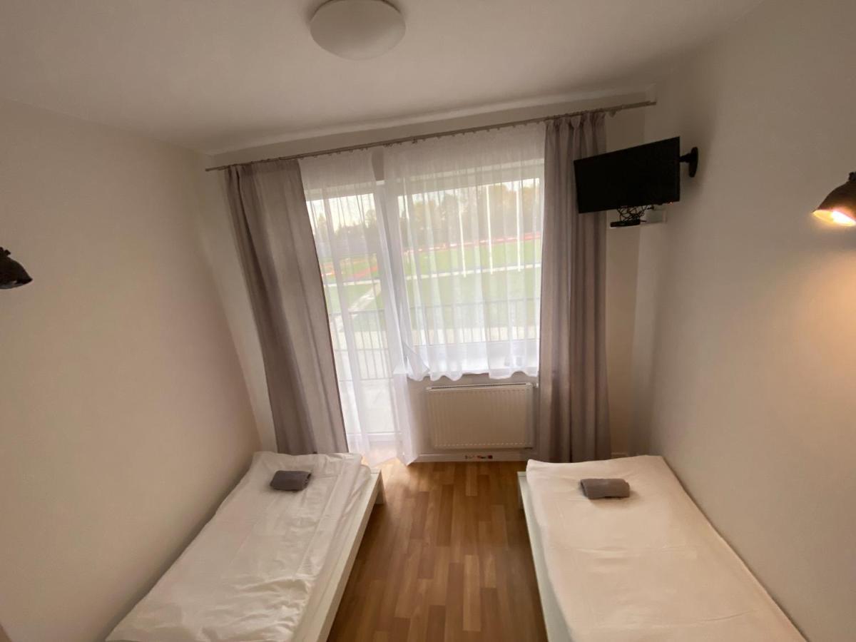 Pawilon Sportowo Turystyczny Kalwarianka Hostel Kalwaria Zebrzydowska Buitenkant foto